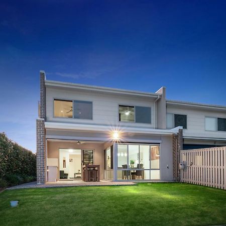 Fairway Village @ Windaroo Lakes Golf Club Exterior foto